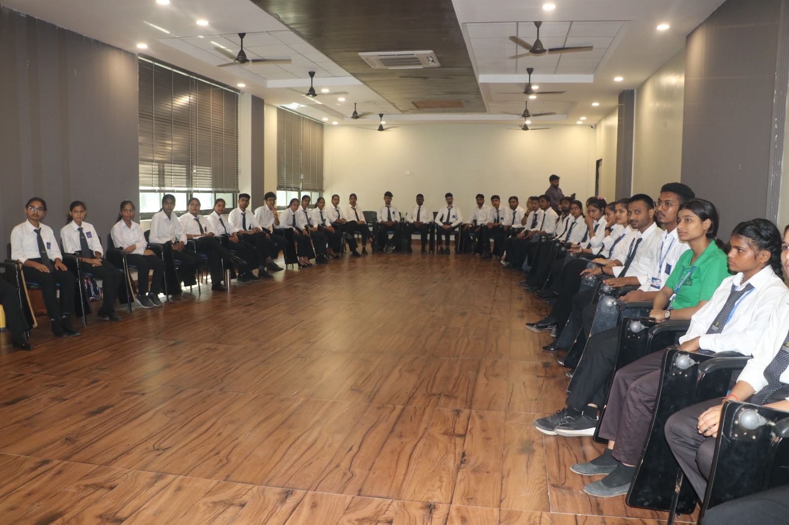 संस्कृति विवि में विशेषज्ञों ने बताया आंतरिक शक्ति की खोज का रास्ता