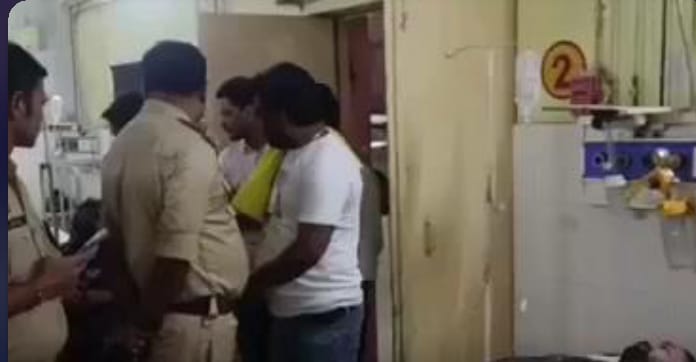 बस स्टैंड पर तीन अज्ञात ने व्यक्ति पर किया जानलेवा हमला गम्भीर हालत में जिला अस्पताल में भर्ती