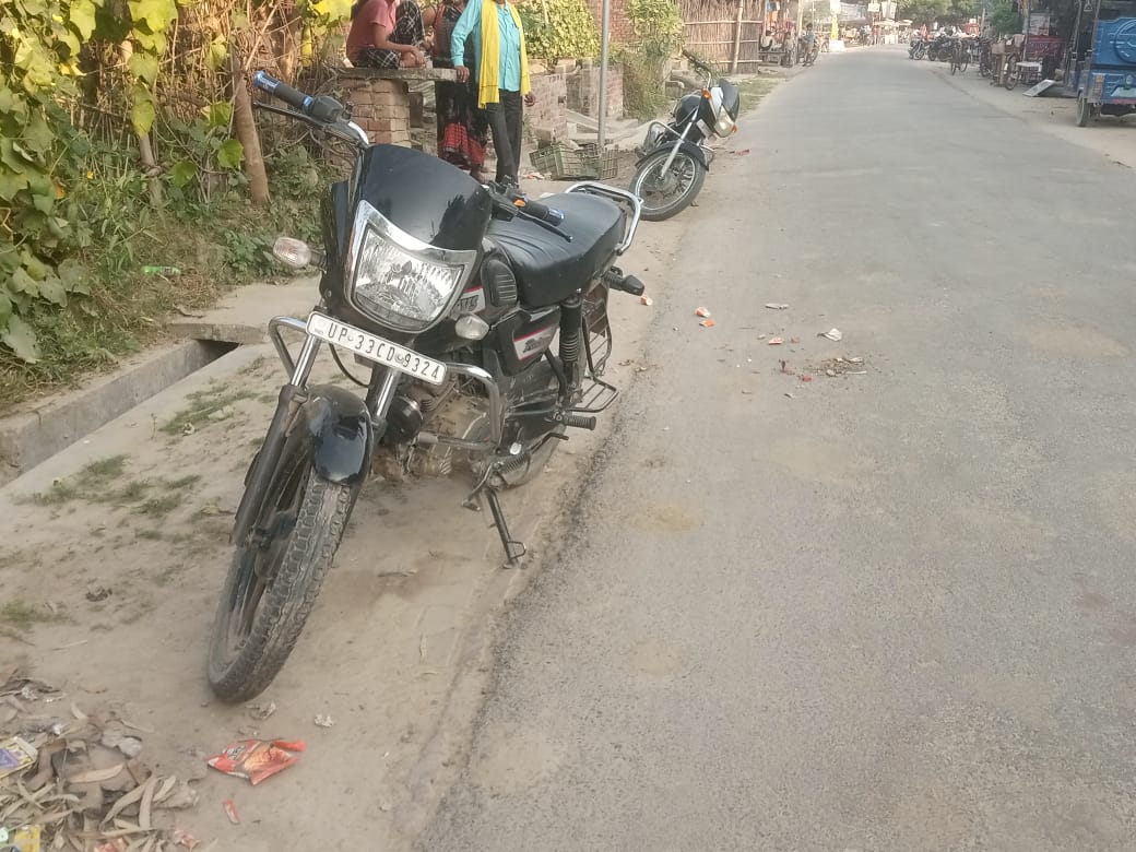 तेज रफ्तार बाइक सवार ने सड़क पार कर रही 14 वर्षीय बालिका को मारी टक्कर