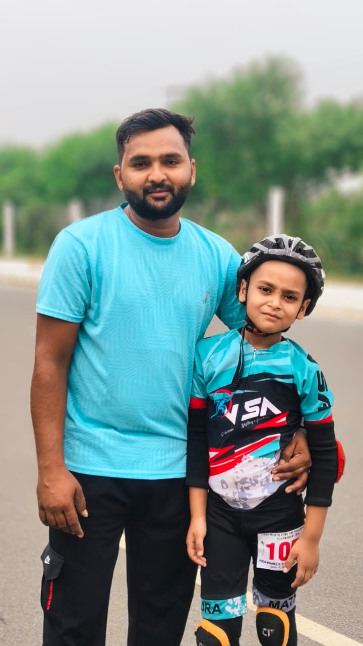 आरआईएस के होनहार लक्ष्य ने स्केटिंग में जीता कांस्य पदक