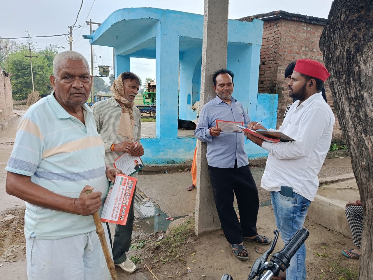 लोहिया वाहिनी ने तेज किया पी.डी.ए. पर्चा वितरण अभियान