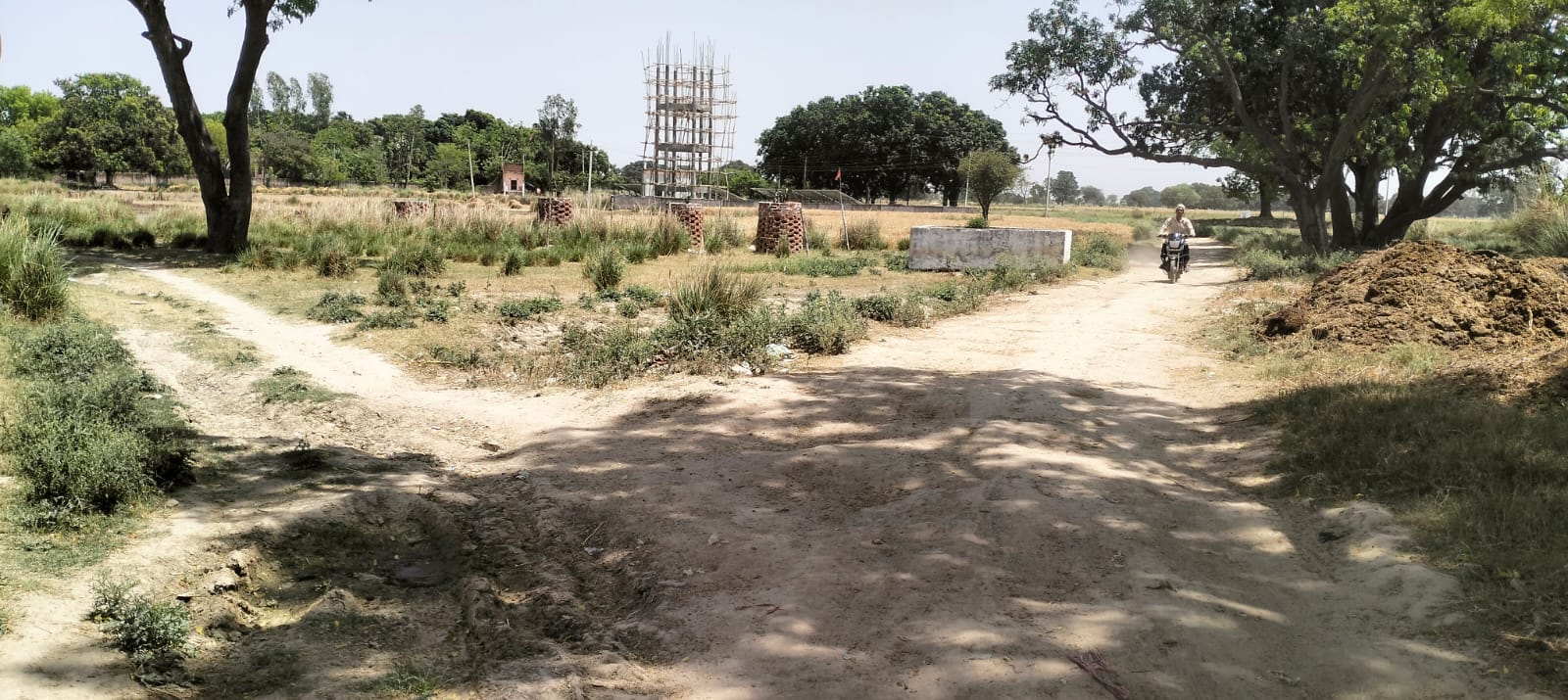 चपटा गांव से चपटा बिजली घर तक गद्दा युक्त मार्ग