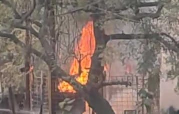 ऊंचाहार एनटीपीसी रोड़ पर लगा टांसफार्मर बना आग का गोला लोगों में मची अफरातफरी