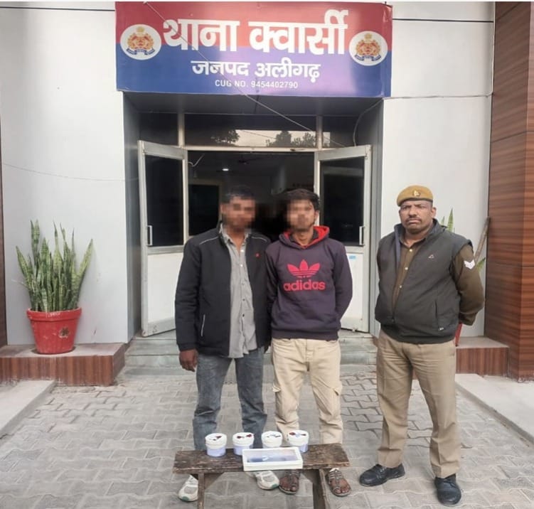 मोबाइल लूटने वाले दो दबोचे