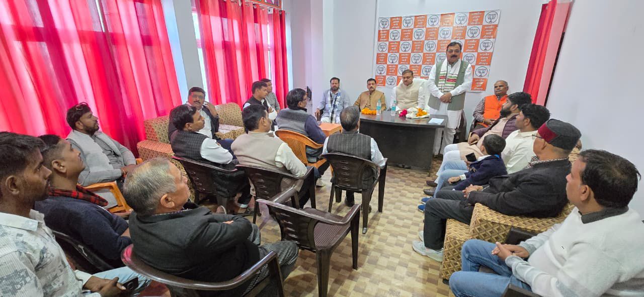 स्नातक एमएलसी चुनाव में भाजपा ओबीसी मोर्चा के प्रांतीय मंत्री अभिलाष चंद्र कौशल ने कसी कमर