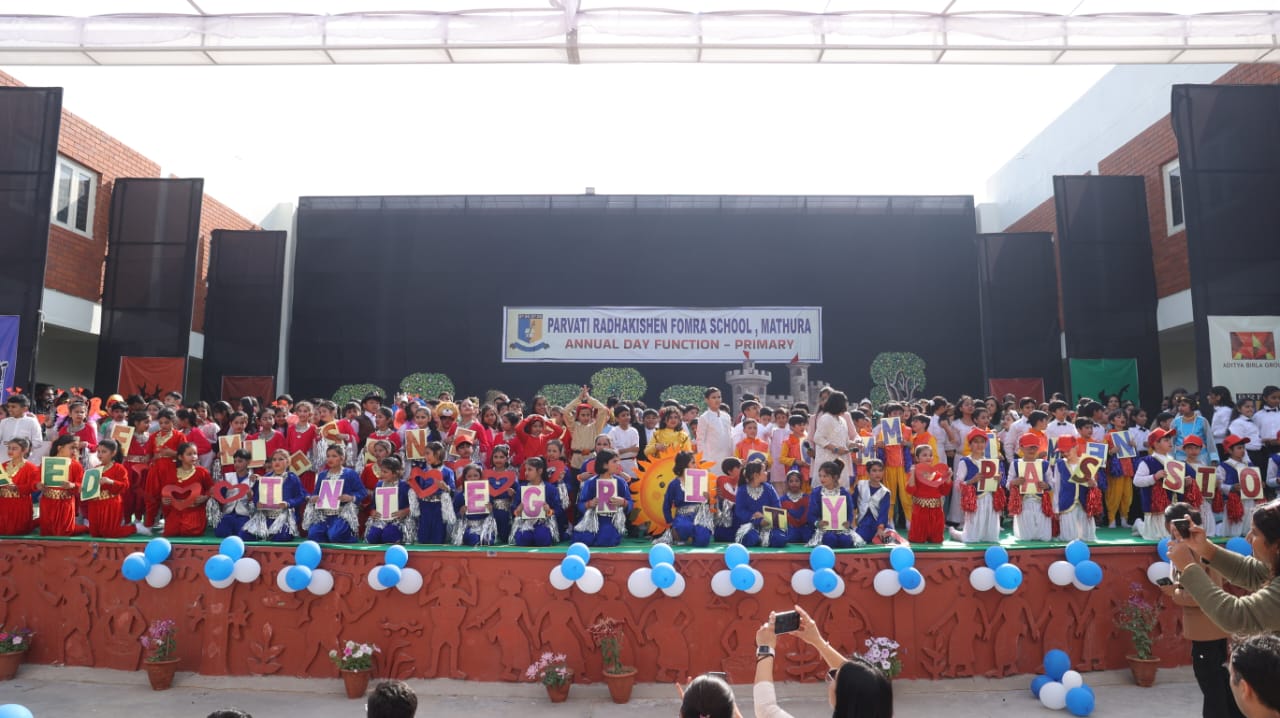 पार्वती राधाकिशन फोमरा स्कूल बिरला स्कूल प्राथमिक वर्ग वार्षिक उत्सव