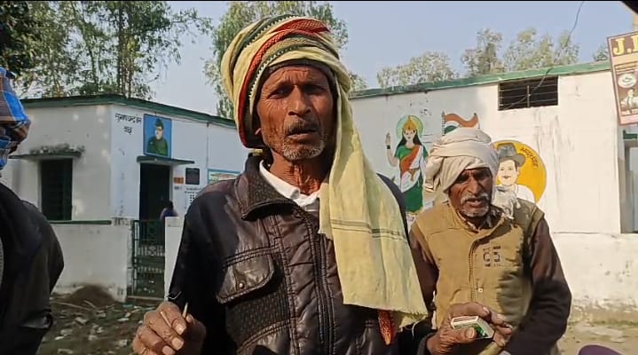 हामिदपुर बडा गांव स्थित क्षेत्र की प्रसिद्ध मन्दिर मन्दिर सिद्ध पीठ गौरीशंकरन मंदिर से पीतल के घन्टें चोरी पुलिस कर रही जांच