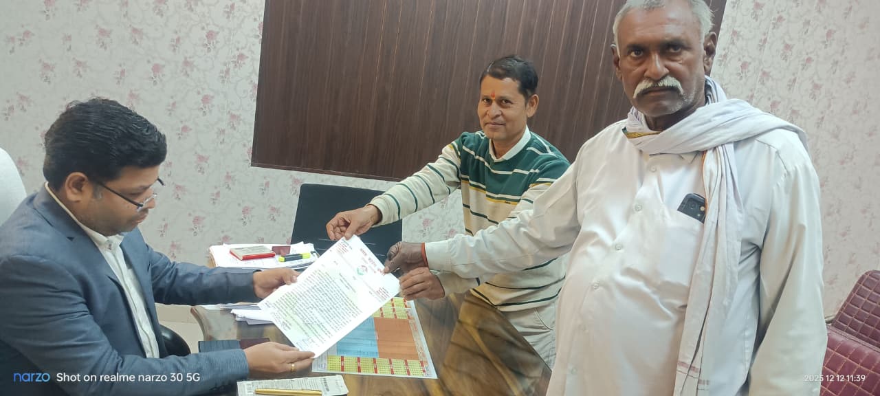 कांग्रेस के पूर्व ब्लाक अध्यक्ष ने एसडीएम को सौंपा ज्ञापन